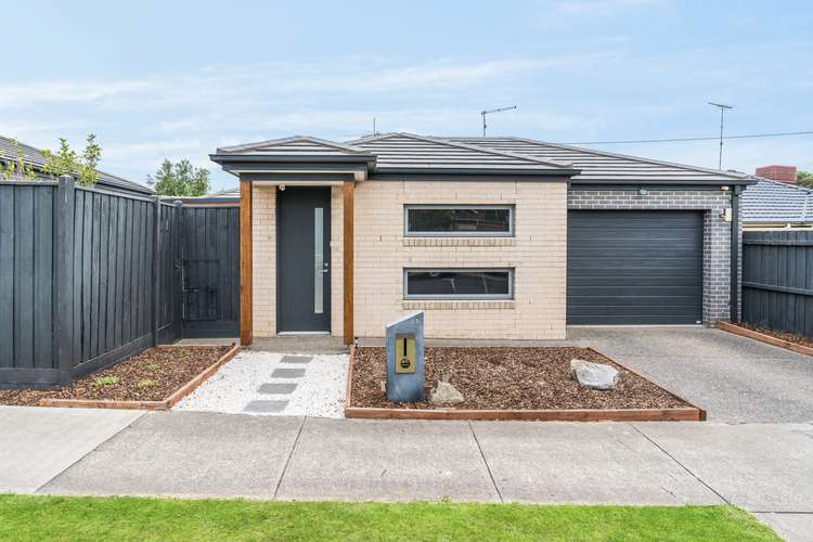 1B Mack Court, Belmont VIC 3216