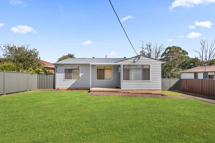 18 Mulda Street, Dapto NSW 2530