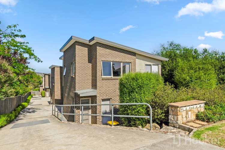 Main view of Homely townhouse listing, 2/6 O'Neill Street, Queanbeyan East NSW 2620