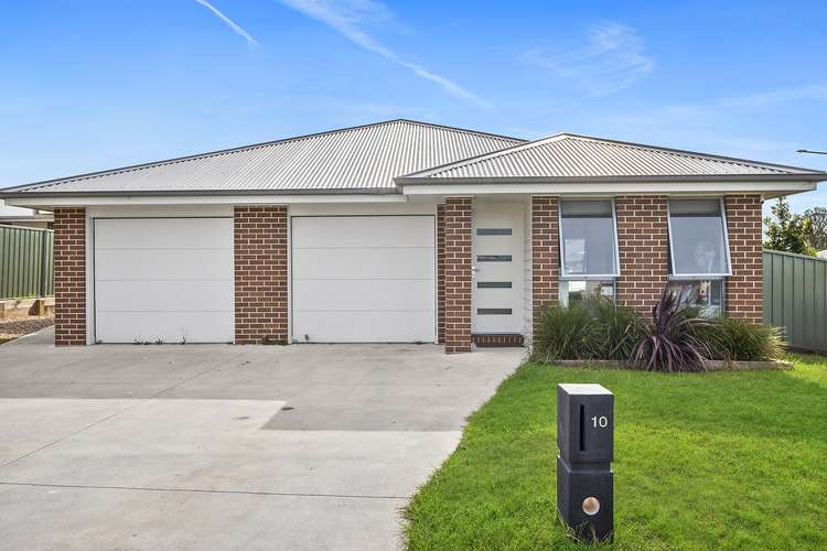 Main view of Homely house listing, 10 & 10a Bendigo Circuit, Nowra NSW 2541