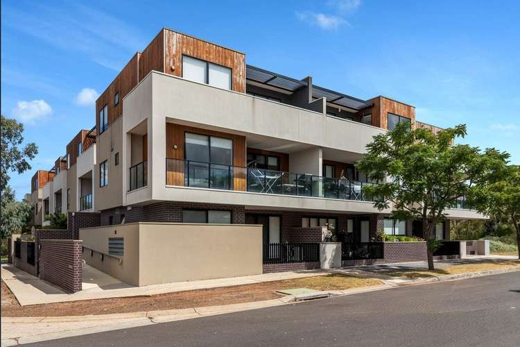 21/2 Monckton Place, Caroline Springs VIC 3023