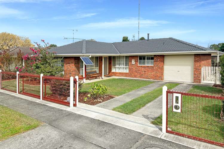 Main view of Homely townhouse listing, 1 Stratfield Court, Warragul VIC 3820