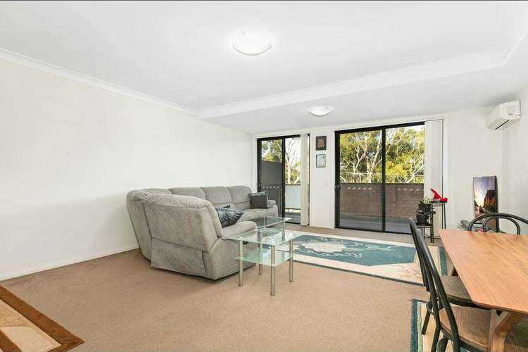 Main view of Homely apartment listing, 8/14 Park Avenue, Westmead NSW 2145