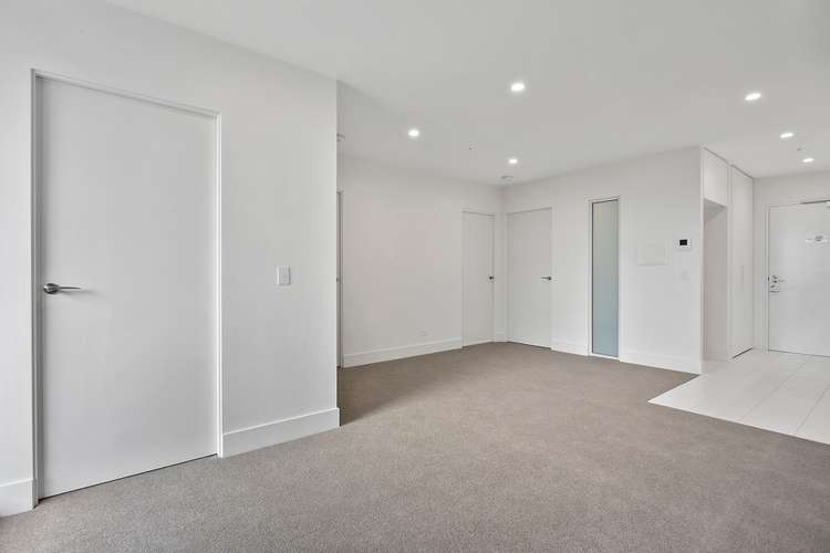 Main view of Homely apartment listing, 1305/500 Elizabeth Street, Melbourne VIC 3000