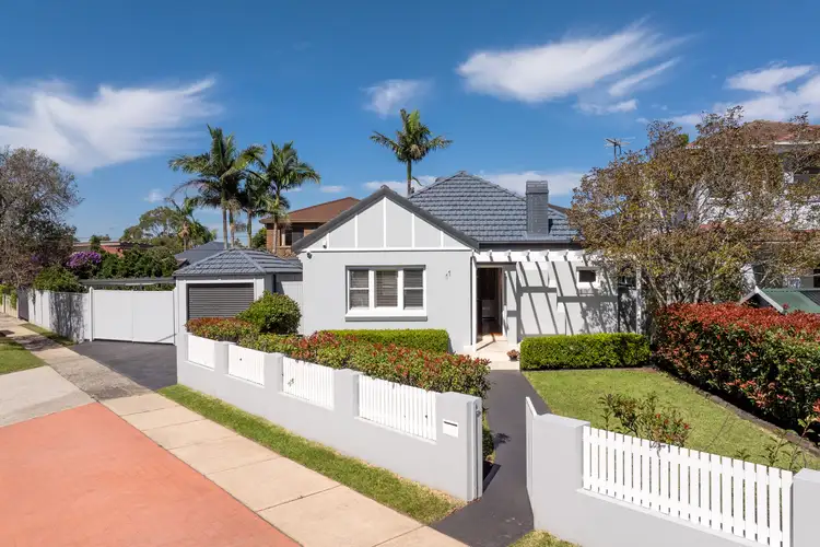 11 Walsh Avenue