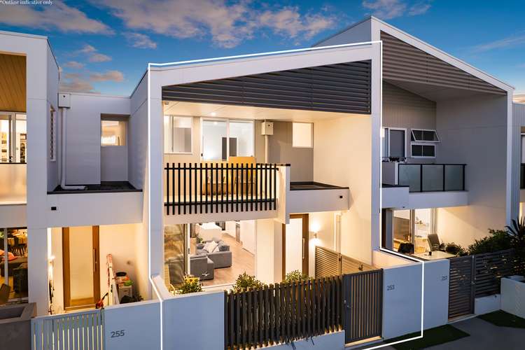 Main view of Homely townhouse listing, 253/2 Bella Avenue, Robina QLD 4226