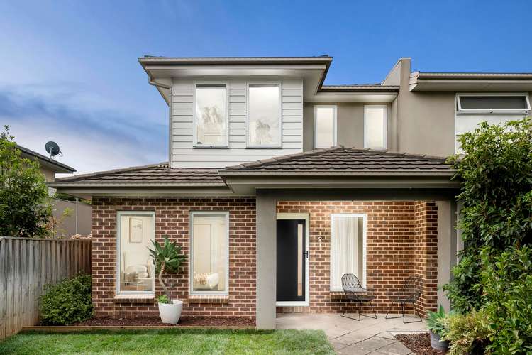 Main view of Homely townhouse listing, 2/176 Woods Street, Newport VIC 3015