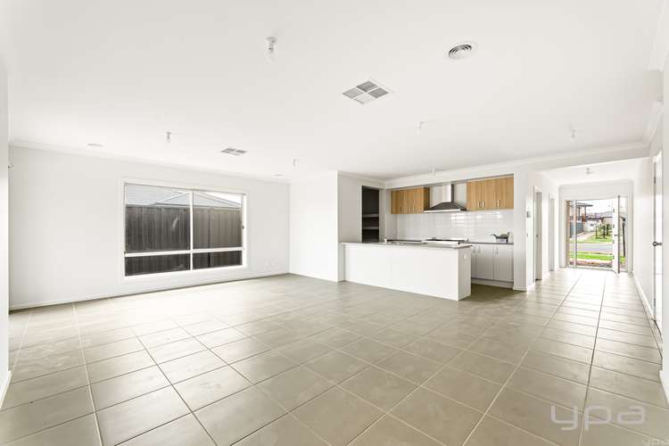 Main view of Homely house listing, 121 Medallion Boulevard, Tarneit VIC 3029