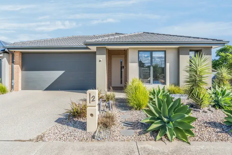 2 Glider Street
