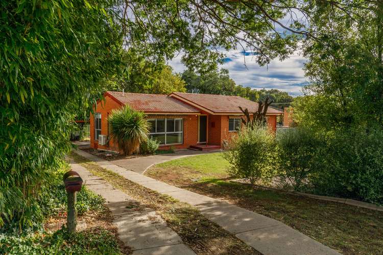 8 Annand Place, Wanniassa ACT 2903