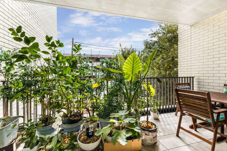 Third view of Homely apartment listing, 204/114 Elliott Street, Balmain NSW 2041