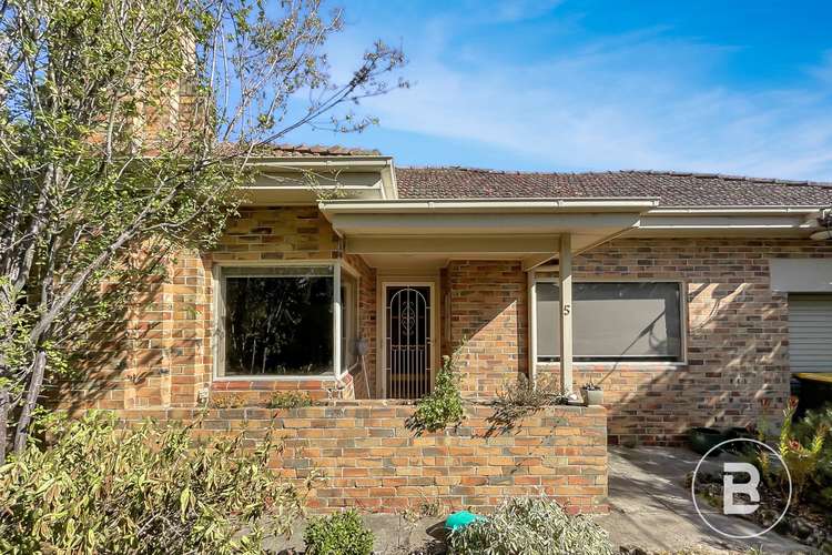 5 Stewart Street, Newington VIC 3350