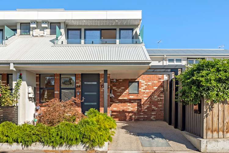 Main view of Homely townhouse listing, 2a Banool Avenue, Yarraville VIC 3013
