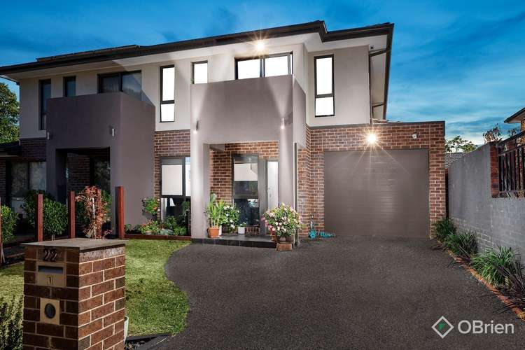 Main view of Homely townhouse listing, 1/22 East Road, Vermont South VIC 3133