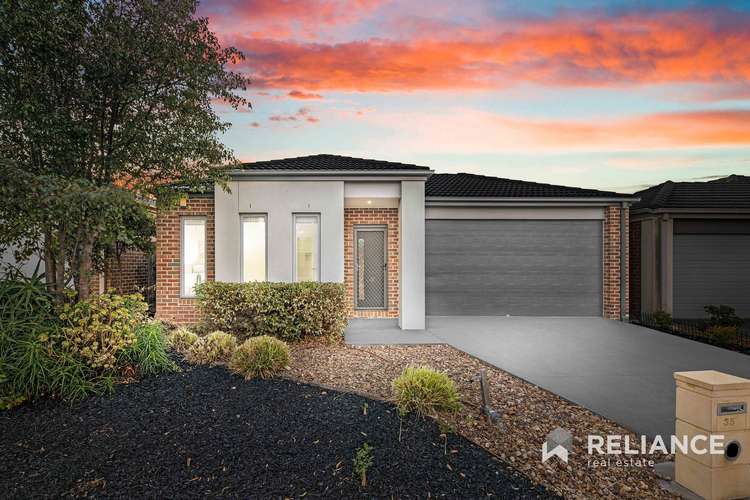 35 Surrey Grove, Point Cook VIC 3030