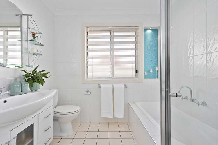 Sixth view of Homely villa listing, 4/20 Montague Street, Fairy Meadow NSW 2519