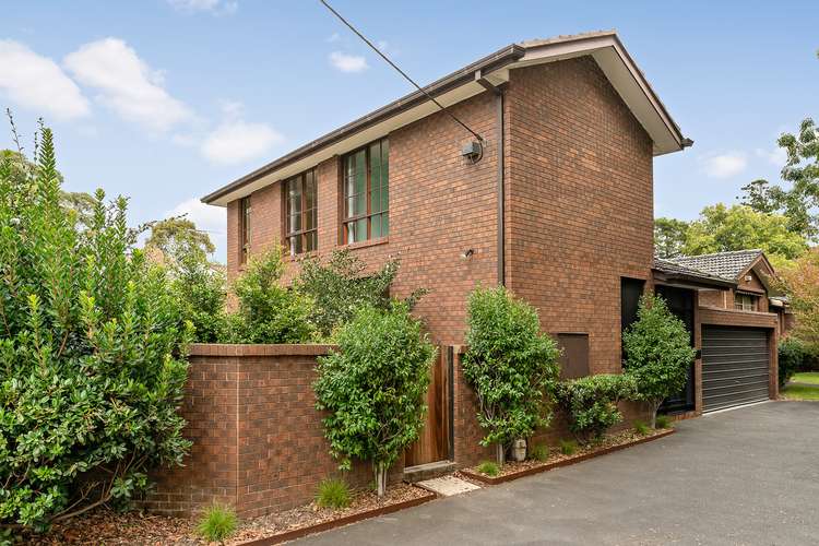 Main view of Homely townhouse listing, 1/27 Landcox Street, Brighton East VIC 3187