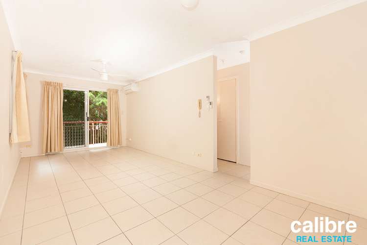 Main view of Homely unit listing, 2/9 Walsh Street, Milton QLD 4064