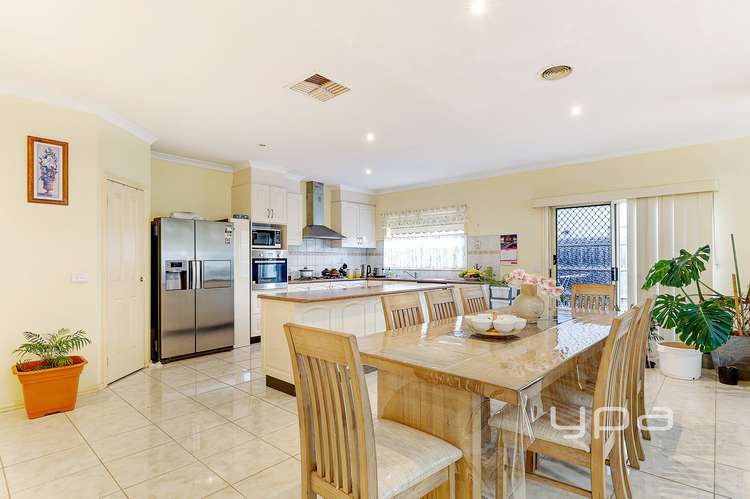 Fifth view of Homely house listing, 11 Oakbank Court, Roxburgh Park VIC 3064