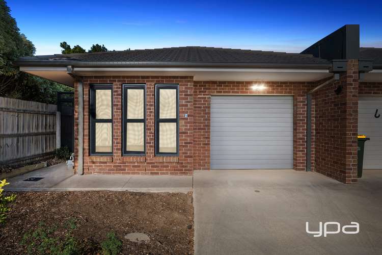 Main view of Homely unit listing, 5/11-15 Silverdale Drive, Darley VIC 3340