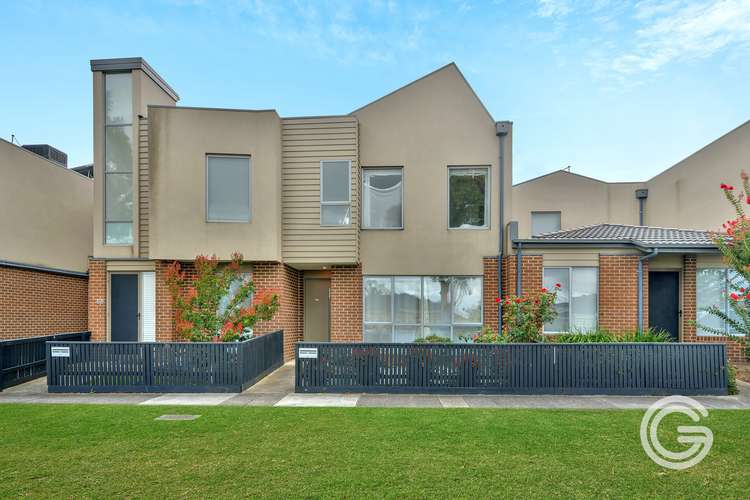 Main view of Homely townhouse listing, 68A Hutchinson Drive, Lynbrook VIC 3975