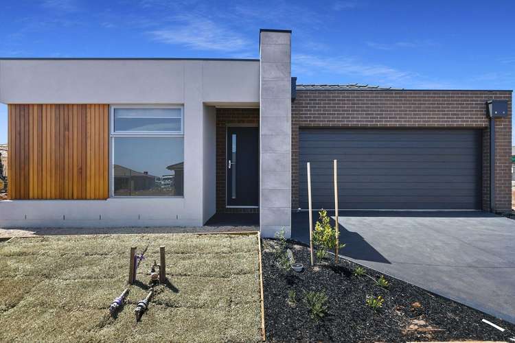 58 Roehampton Drive, Strathtulloh VIC 3338