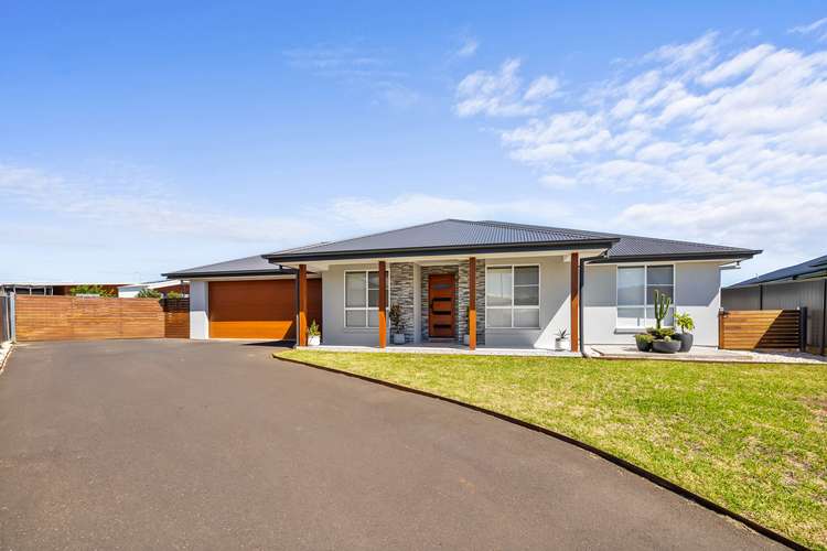 Main view of Homely house listing, 6 Balstoni Place, Tamworth NSW 2340