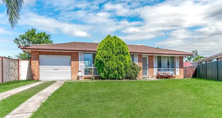 4 Derek Place