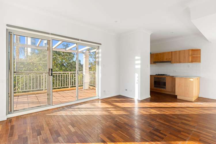 Main view of Homely unit listing, 10/1-3 Gordon Avenue, Chatswood NSW 2067