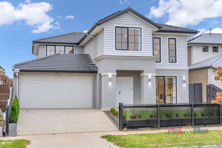 100 Restful Way, Rockbank VIC 3335