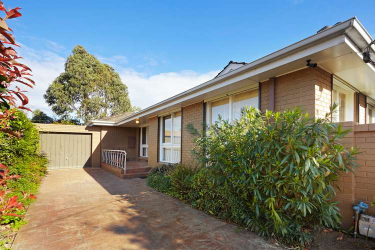 31 Gauntlet Avenue, Glen Waverley VIC 3150