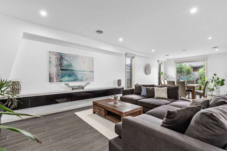Fourth view of Homely house listing, 40 Sunningdale Drive, Hillside VIC 3037