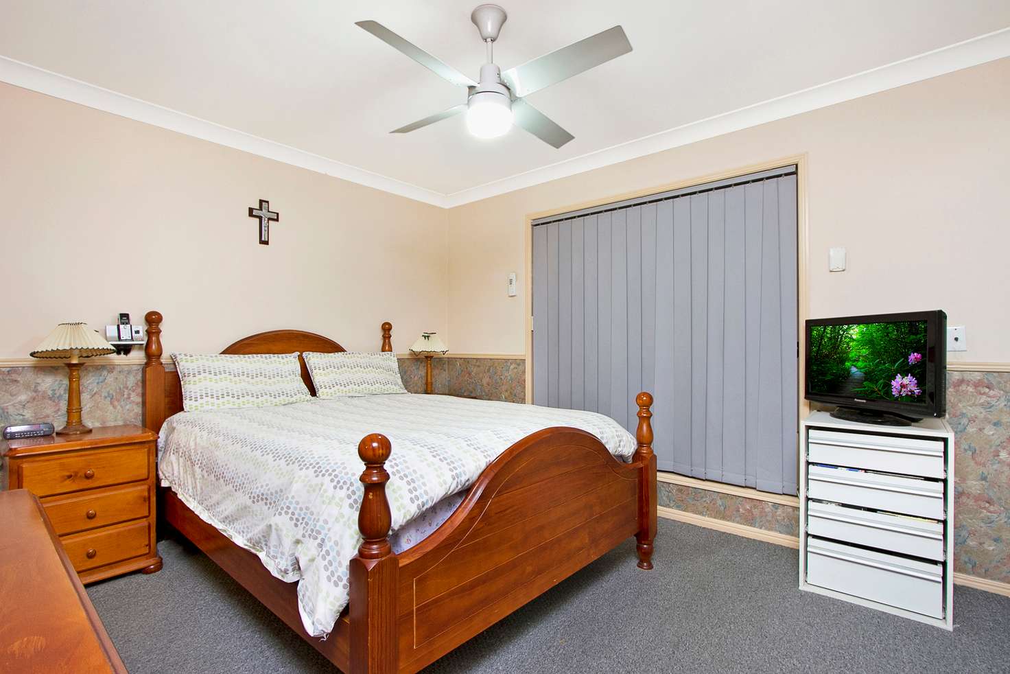 Main view of Homely house listing, 17 Geaney Boulevard, Crestmead QLD 4132