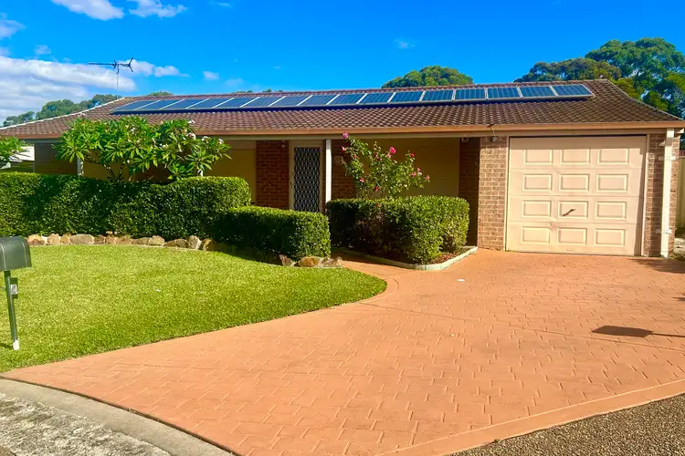 5 Evelyn Place