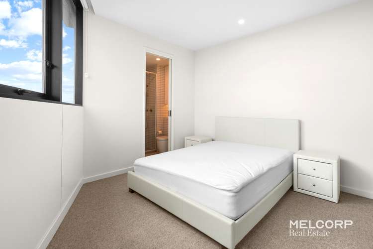 Fourth view of Homely apartment listing, 1705/151 Berkeley Street, Melbourne VIC 3000