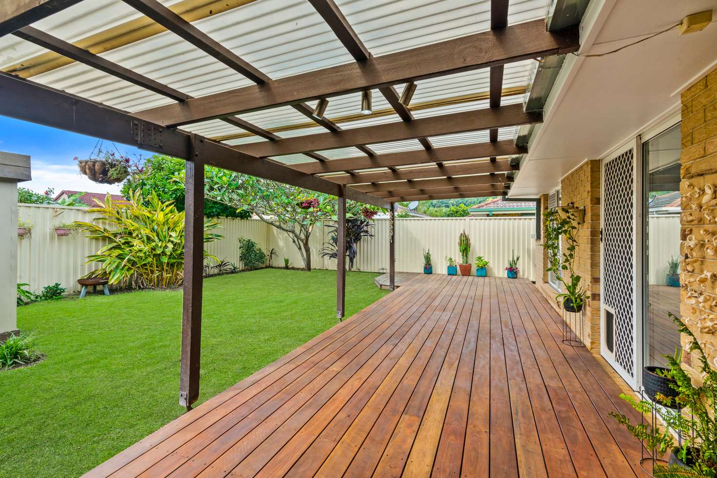 Main view of Homely semiDetached listing, 2/9 Carstens Court, Currumbin Waters QLD 4223