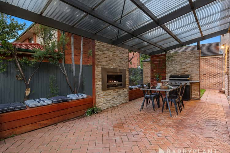 45 Mosman Close, Wantirna South VIC 3152