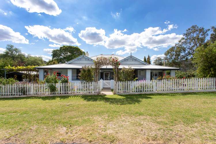 29 Waugoola Road, Wyangala NSW 2808