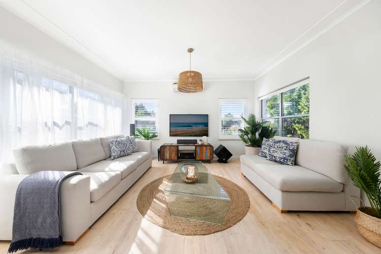 Main view of Homely unit listing, 1/15 The Avenue, Collaroy NSW 2097