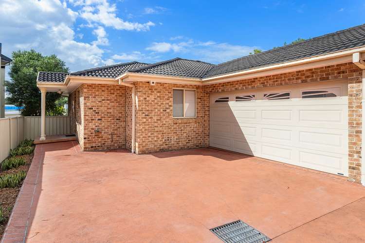 Main view of Homely villa listing, 2/1 Dawson Street, Fairy Meadow NSW 2519