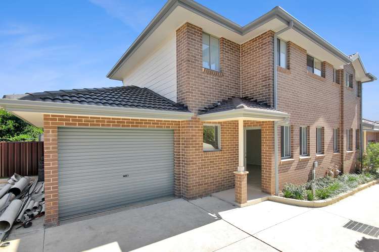 Main view of Homely townhouse listing, 2/111 Jamison Road, South Penrith NSW 2750