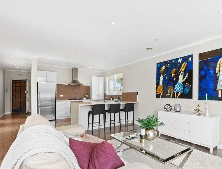 2/14 Manor Street