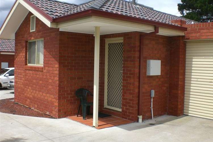 Main view of Homely unit listing, 2/6 Erskine Avenue, Reservoir VIC 3073