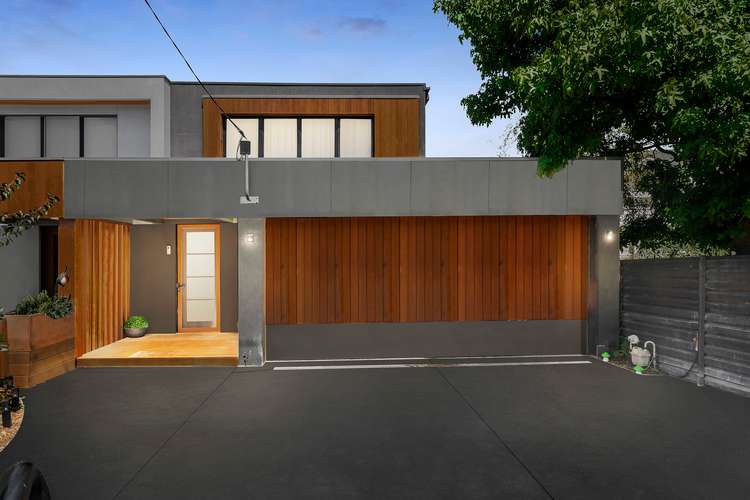 Main view of Homely townhouse listing, 32a Queen Street, Mornington VIC 3931