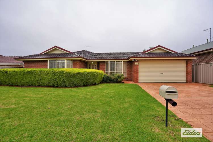 19 Dickson Road, Griffith NSW 2680