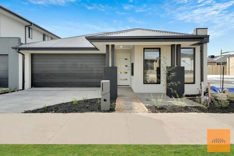 Main view of Homely house listing, 5 Akroydon Street, Werribee VIC 3030