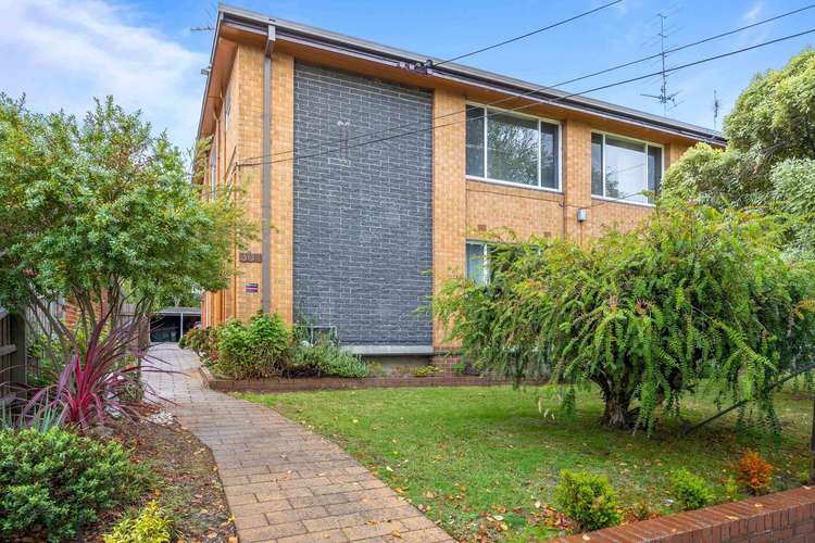 2/304 Clarendon Street, Soldiers Hill VIC 3350