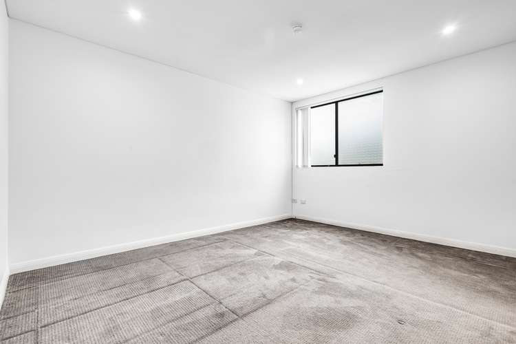 Main view of Homely apartment listing, 32/1-5 Mercer Street, Castle Hill NSW 2154