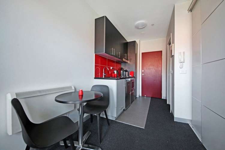 Main view of Homely apartment listing, 204/41-43 Park Street, Hawthorn VIC 3122