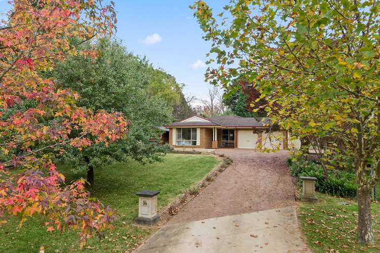 14 Cypress Parade, Bowral NSW 2576